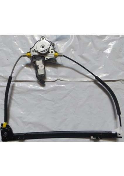 Renault Megane- 98/99 Ön Cam Krikosu Sol Elektrikli/motorlu 7700834347 fiyatları