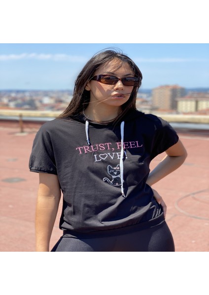 Joann Siyah Kapşonlu Kadın Tshirt
