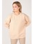 Kadın Sıfır Yaka Oversize Sweatshirt Bej 5