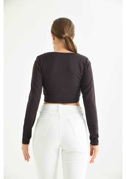 Çikolata Kahve Önü Şerit Detaylı Kare Yaka Crop Bluz indirimleri