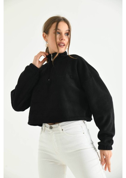 Siyah Fermuar Detay Nakışlı Sweatshirt fırsatları