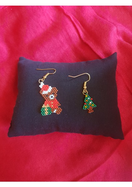 Miyuki Boncuk El Yapımı Sevimli Ayıcık ve Minik Çam Ağacı Küpe Yılbaşı Christmas Noel