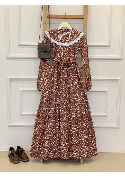 Tesettür Vintage Seyyar Yakalı Kahve Çiçekli Kat Kat Elbise modelleri