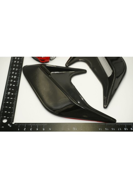 Dacia Çamurluk Yanı Köpekbalığı Solungaçları Air Flow indirimleri