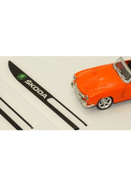 Skoda Scala Yan Çamurluk 3m 3D Damla Silikon Yeni Nesil Logo Amblem