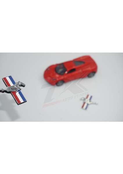 Mustang Koşan At Çamurluk Yanı 3m 3D Metal Logo Amblem Seti