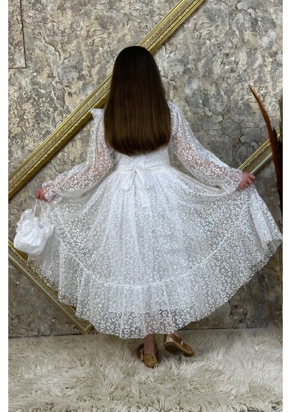 Beyaz Çantalı Dantelli Tarz Çocuk Abiye 10/13 Yaş Arası modelleri