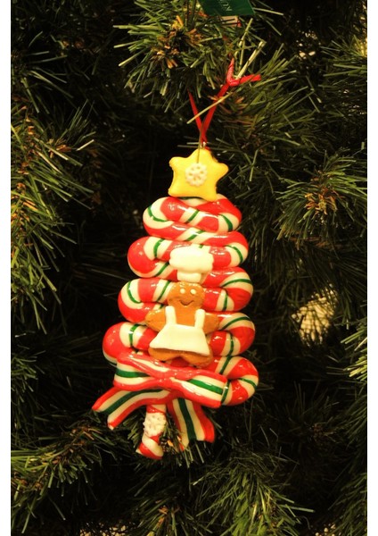 Çam Ağacında Gingerbread Man Yılbaşı Süsü – 14cm modelleri