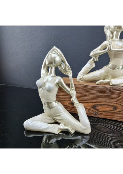 Tev-3lü Yogacı Kızlar Gümüş