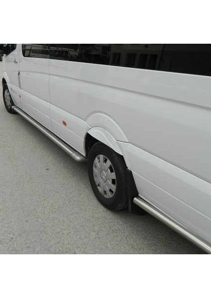 Volkswagen Crafter Arka Teker Kaplama 2006-2012 Arası Uyumludur modelleri