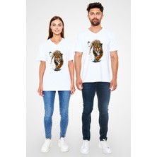 Çita Baskılı Unisex Beyaz V Yaka Tshirt