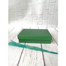 Tuğset Etiket Yılbaşı Hediye Kutusu/hediye Kutusu /karton Kutu /yeşil Kutu 15,5X10,5X4CM 10 Adet