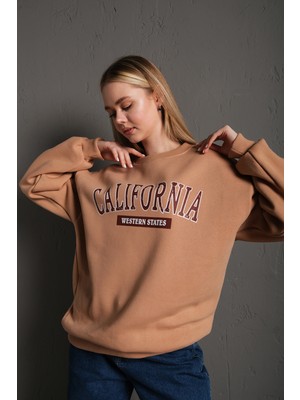 Trendseninle Kadın Calıfornıa Baskılı Oversize Sweatshirt