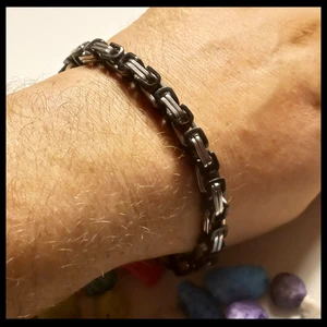 Family Takı Siyah Beyaz Model Silver Renk Paslanmaz ve Kararmaz Erkek Çelik Bileklik