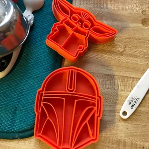 Bi'şeyler Sepeti Baby Yoda ve Mandalorian Kurabiye Kalıbı