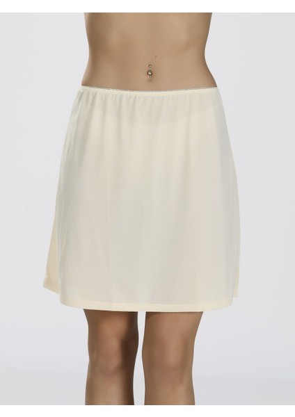 2900 Kadın Kısa Jüpon