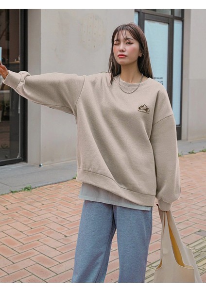 Kadın Arid Mountain Baskılı Oversize Sweatshirt