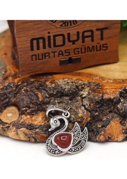 Akik ve Markazit Taşlı Kuğu Model Gümüş Kolye 201021607 fiyatları