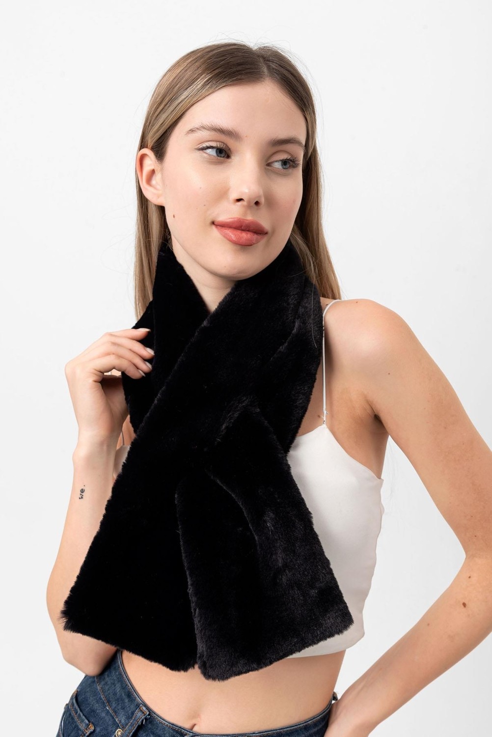 Saria Moda Kadın Yumuşak Peluş Kaşkol Boyunluk Atkı görsel 6