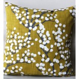 Fabric By Gülçin Keten Pamuklu Yeşil-Beyaz Bahar Dalı Yastık Kılıfı