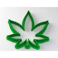 Bi'şeyler Sepeti Zehirli Bitki Kurabiye Kalıbı