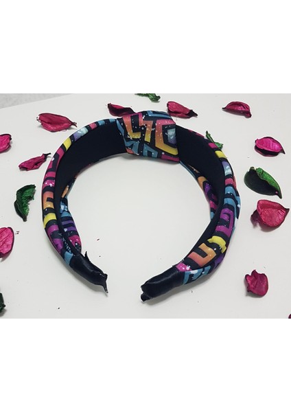 Desenli, Süngerli Taç Toka