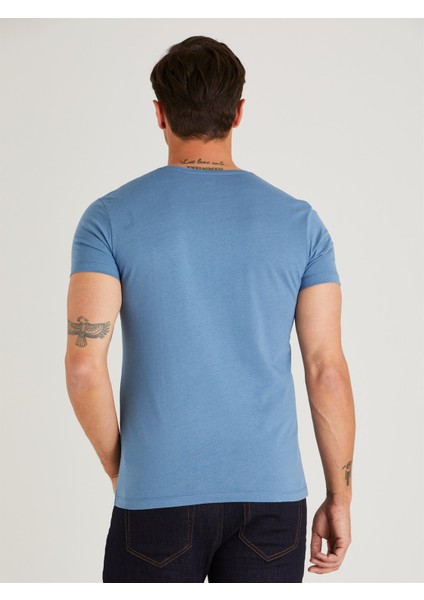 İndigo Erkek Slim Fit V Yaka Tshirt