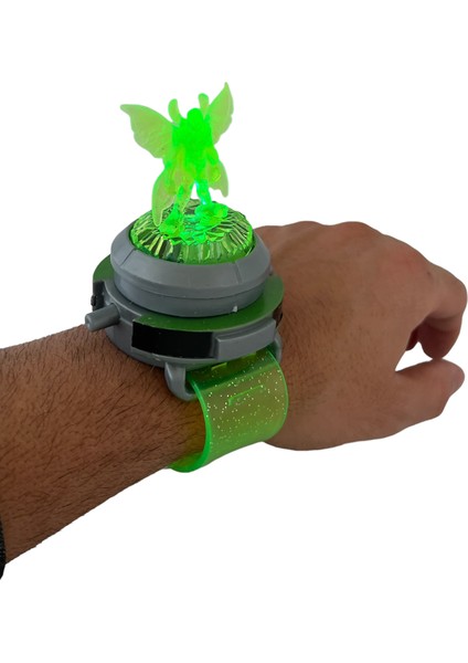 Benten Saat BEN10 Işıklı Figürlü Uzak Sesli Omnitrix Saat Oyuncak