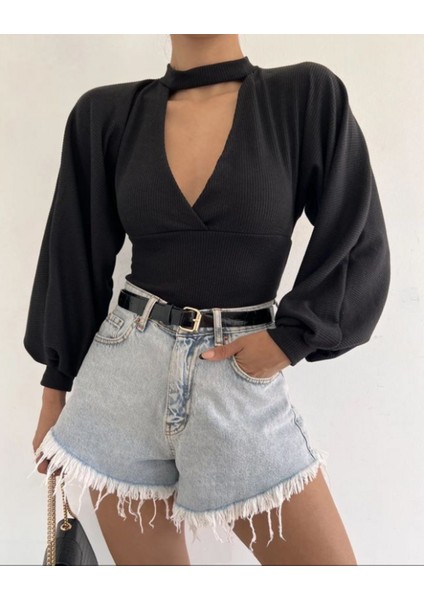 Kadın Siyah Derin V Yaka Ön Dekolteli Balon Kol Fitilli Bürümcük Kumaş Bluz fırsatları