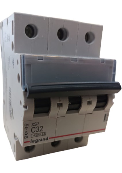 3X32 C Tipi 4,5ka Otomat Legrand
