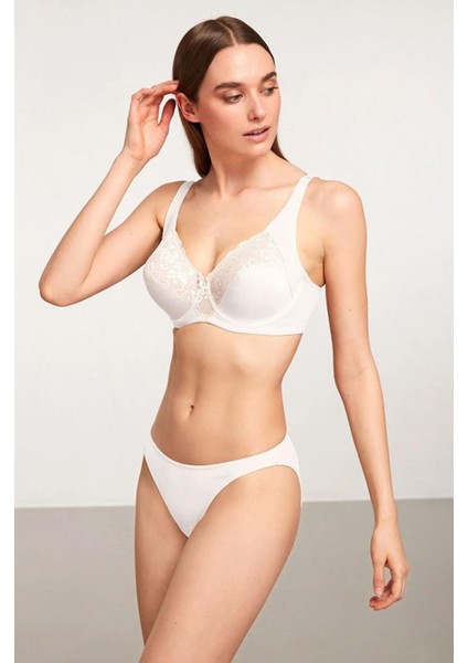 Beyaz Rahat Askılı Toparlayıcı Sütyen modelleri