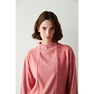 Pembe Uzun Kollu Önü Detaylı Termal Sweatshirt