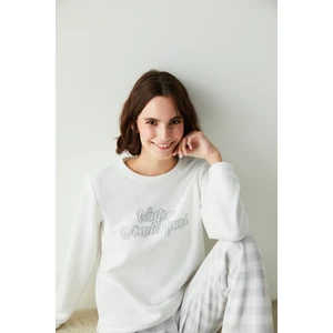 Beyaz Winter Wonderland Polar Pijama Takımı