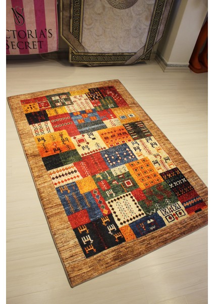 Mısır Motif Patchwork Özel Süngerli Yüzey - Deri Taban Halı