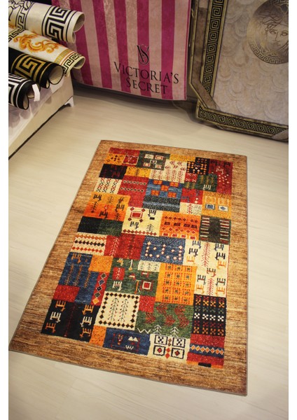 Mısır Motif Patchwork Özel Süngerli Yüzey - Deri Taban Halı