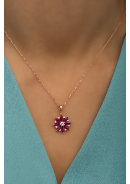 925 Ayar Gümüş Kırmızı Taşlı Lotus Çiçeği Kolye