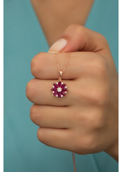 925 Ayar Gümüş Kırmızı Taşlı Lotus Çiçeği Kolye fiyatları