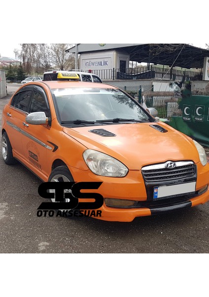 Hyundai Accent Era Uyumlu Piano Black Kaput Üstü Havalandırma Izgarası modelleri