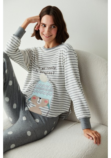 Gri Melanj Beanies Grey Sweatshirt
