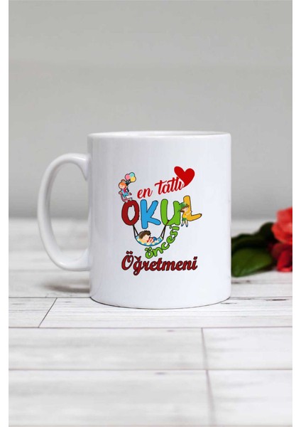 En Tatlı Okul Öncesi Öğretmeni Kupa Bardak Beyaz