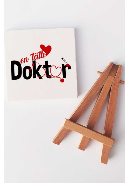 En Tatlı Doktor Kırmızı Kupa Bardak Dekoratif Taş Anahtarlık