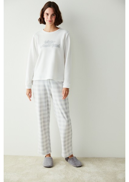 Beyaz Winter Wonderland Polar Pijama Takımı fiyatları