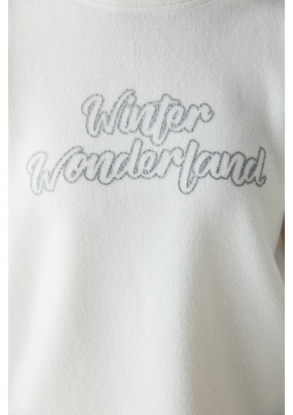 Beyaz Winter Wonderland Polar Pijama Takımı fırsatları
