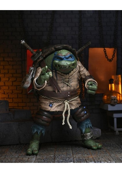 Universal Monsters x Tmnt: Ultimate Leonardo As The Hunchback Aksiyon Figürü