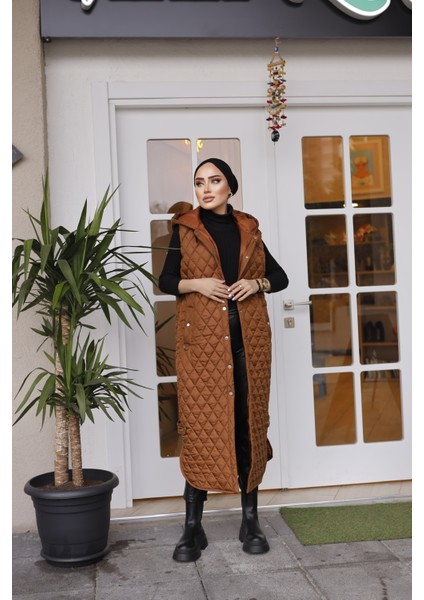 Grej Fashion Kadın Kapüşonlu Uzun Kapitone Yelek Yanı Yırtmaçlı