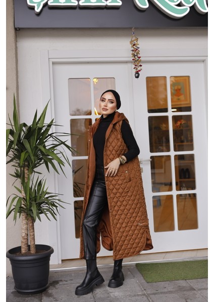 Grej Fashion Kadın Kapüşonlu Uzun Kapitone Yelek Yanı Yırtmaçlı