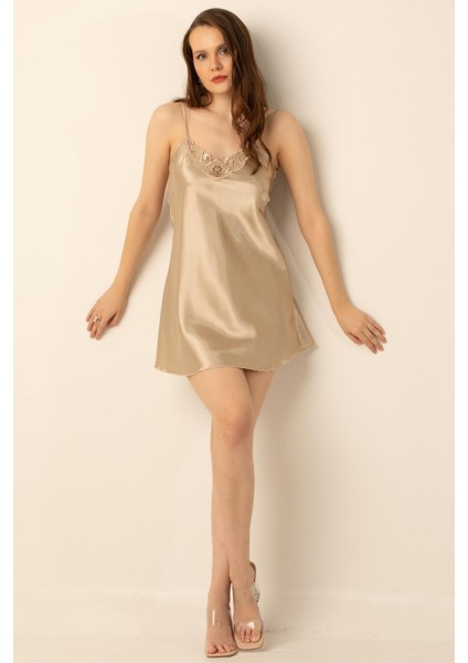 Ince Askılı Güpürlü Mini Saten Gecelik