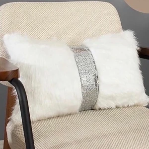 Yılmaz Home Peluş Dikdörtgen Şeritli Dekoratif Kırlent Kılıfı