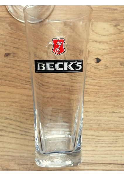500 ml Becks Bira Bardağı 1 Adet
