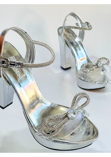 Gümüş Kadın Şeffaf Fiyonk Taşlı Platforum Topuklu Ayakkabı - Gümüş - 38 fiyatları
